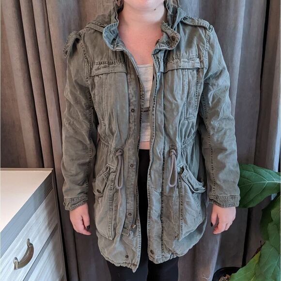 AE Utility Jacket - Picture 1 of 3